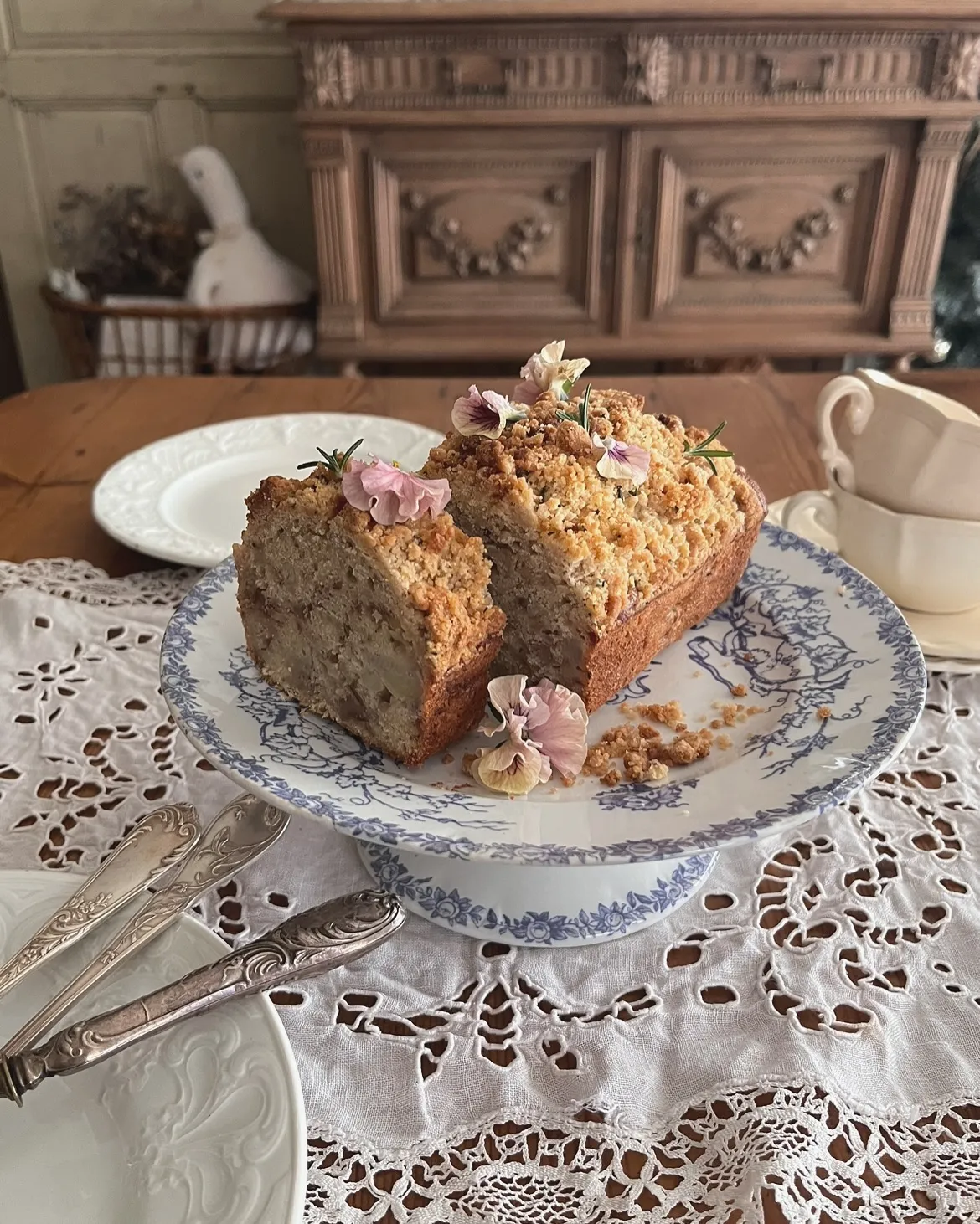 ����ƥ������Υ�����������ɤˤΤ����Ƥ��ۻҤȥ�����ơ�������졼���������˺̤�줿���饷�å��ʥƥ�������������