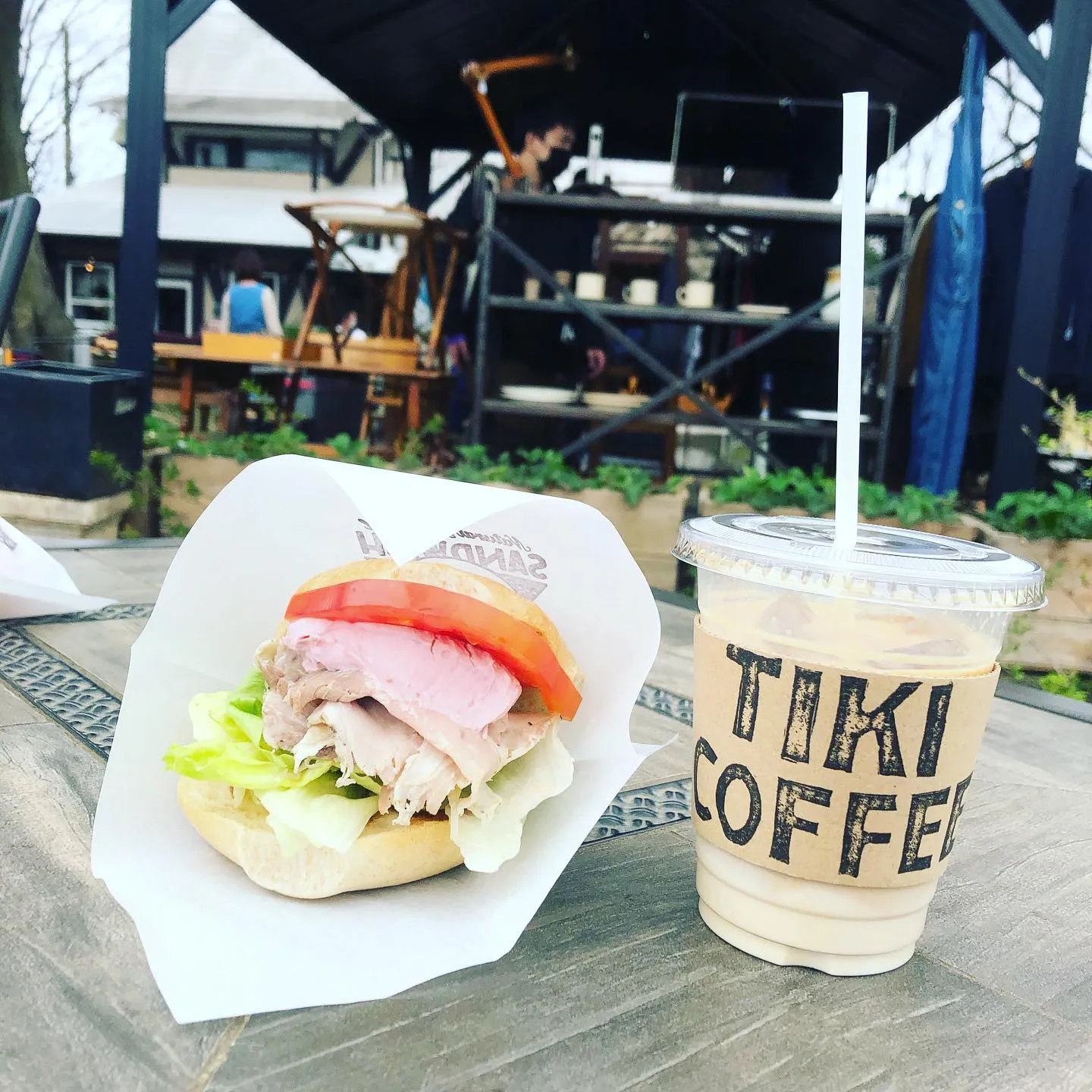 Antiques Inn�β���⥫�ե����󶡤���륵��ɥ��å��ȥ����������ҡ��򲰳��ơ��֥�ǳڤ���ٷ�����