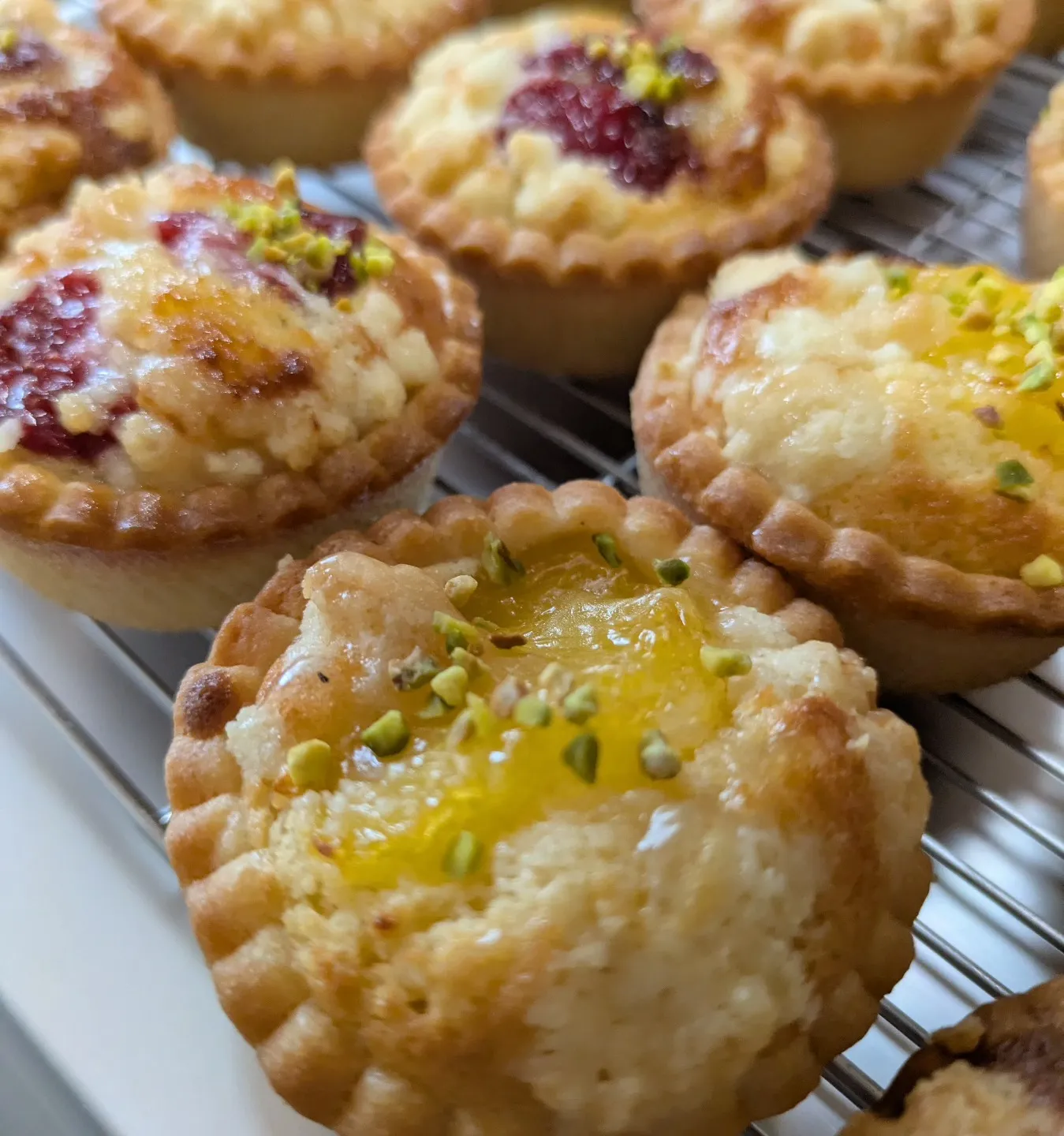 ����ܰ��ڻԤǳ��Ť��������¤λԤ˽�Ź����Ƥ��ۻ�Ź�Υ֡��������䤵��롢�ŲƤȤ�������Ȥä����꥿��Ȥ��¤־Ƥ��ۻҤΥ��å׼̿�