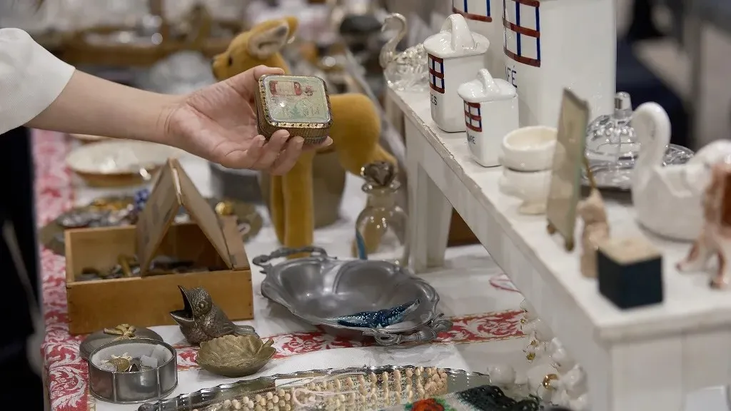 ���٥�ȳ��Ť��ͻ�