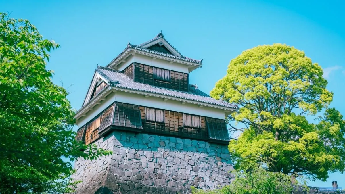 ���ܾ��Ϧ���г� ���Ф˰Ϥޤ줿����