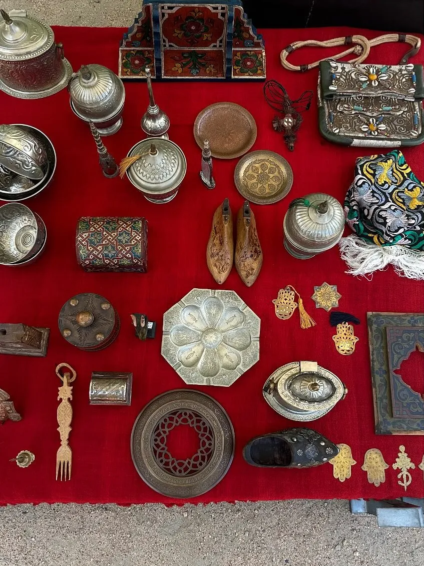 �ޤĤ�ȸŻԤΥ֡������֤��ۤξ���¤٤�줿��°���ݤ�������ʪ������ƥ��������ߤ�������Ÿ�����줿������ơ����ޡ����åȤ���������