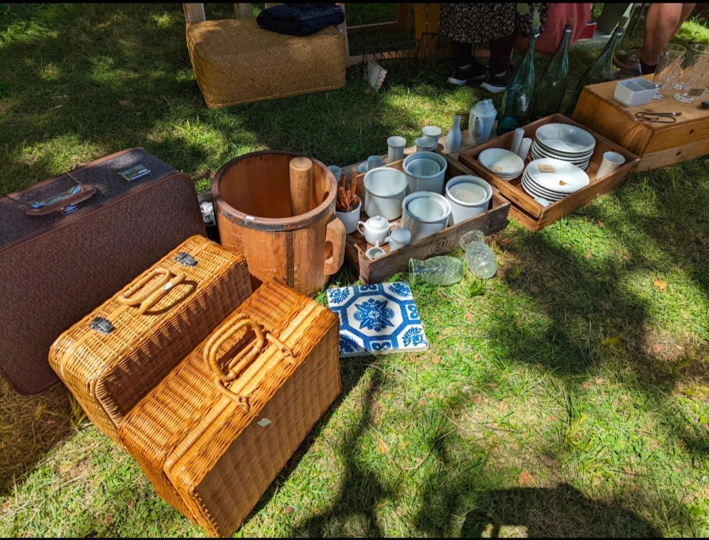 �ޤĤ�ȸŻԤμ��������¤��ۥȥ�󥯤��ڲ����򤤿���䥬�饹�Ӥʤɤθ�ƻ���¤٤�줿����ƥ��������ߤ�Ÿ������