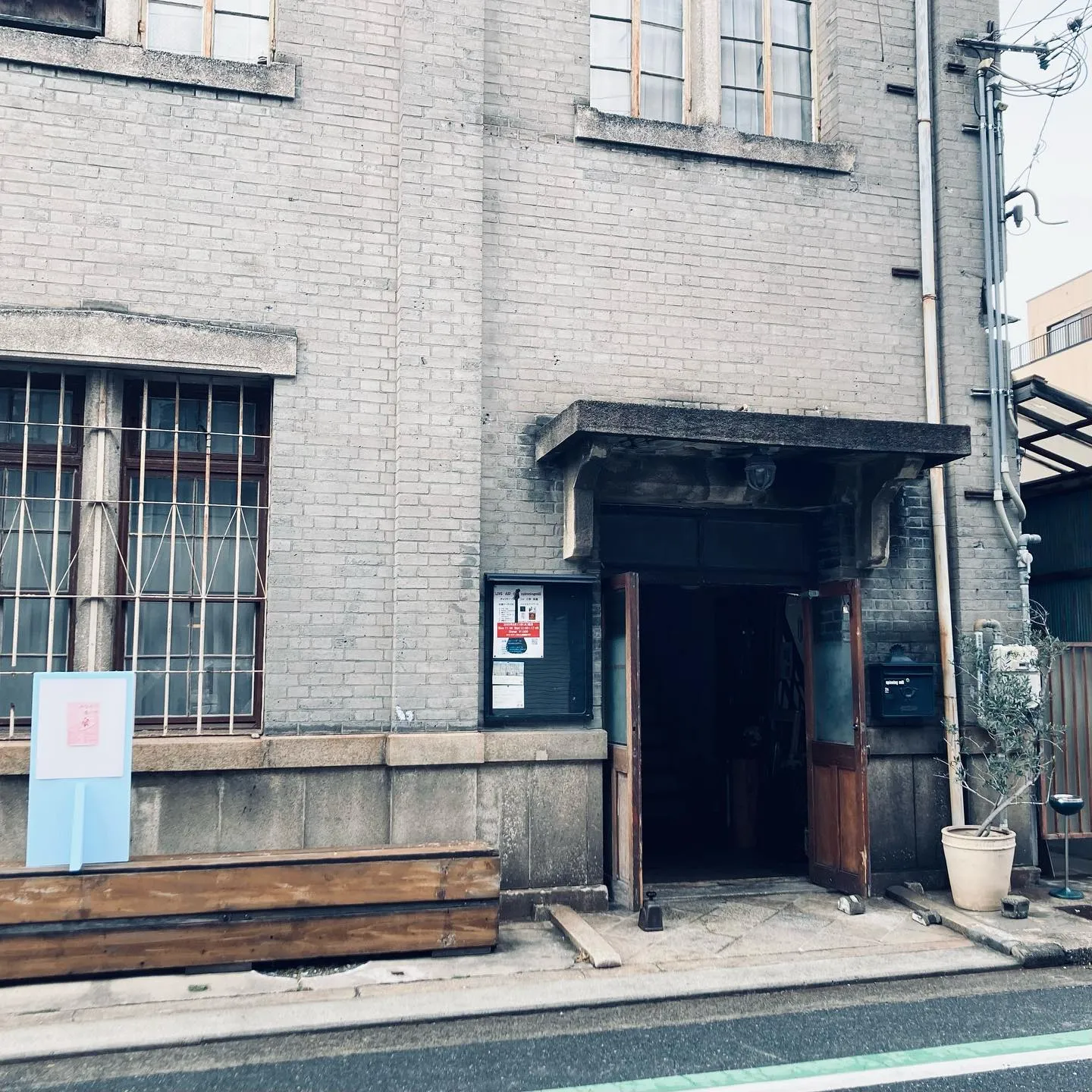 �ߤʤߤ��¤λԤβ��Ȥʤ��ȥ��ʷ�ʪ���Ѥ������ն���ͻ�