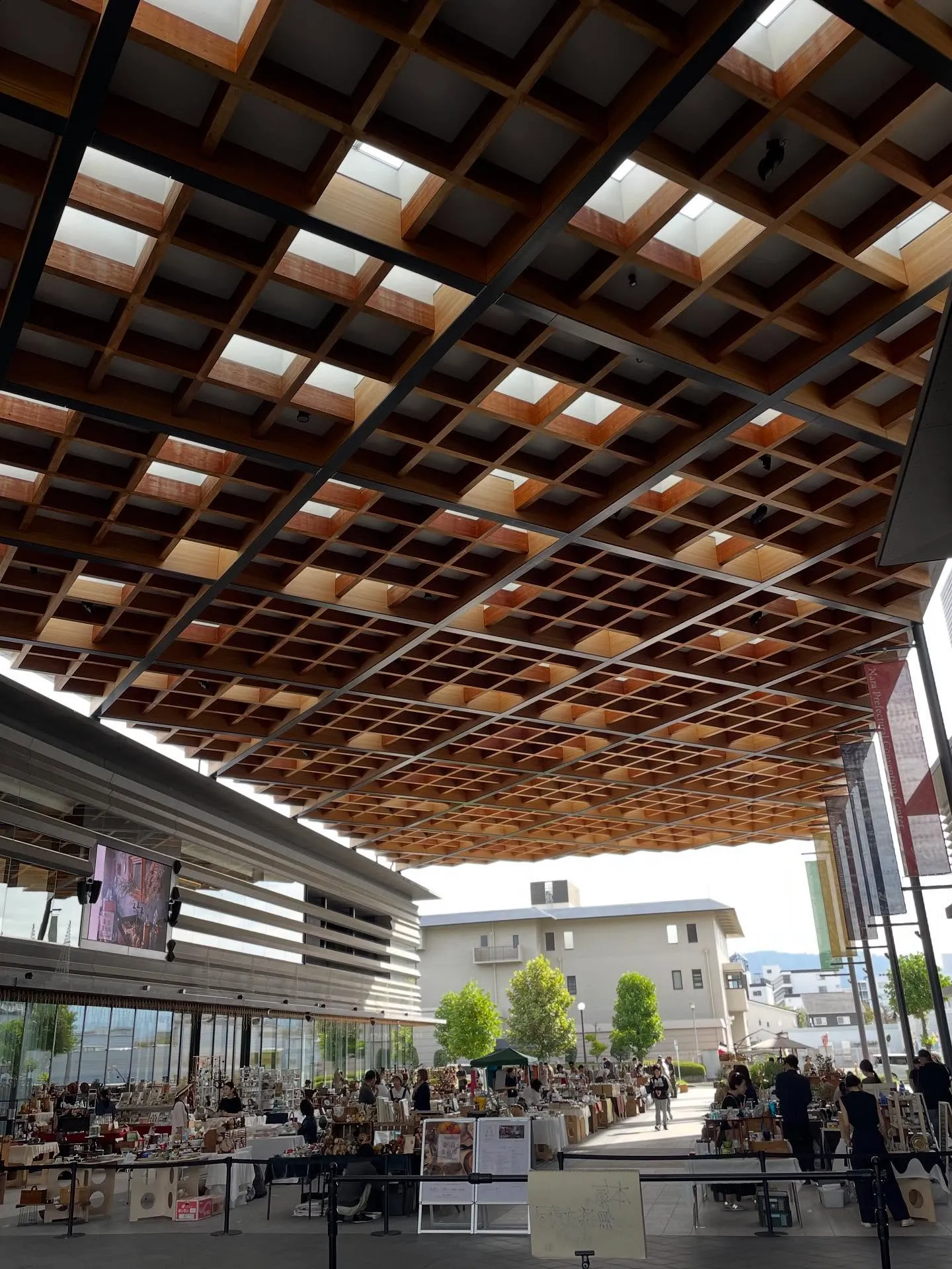 �����¤λԤβ��˹������������粰���ȥ���ƥ������ޡ����åȤ����襤����