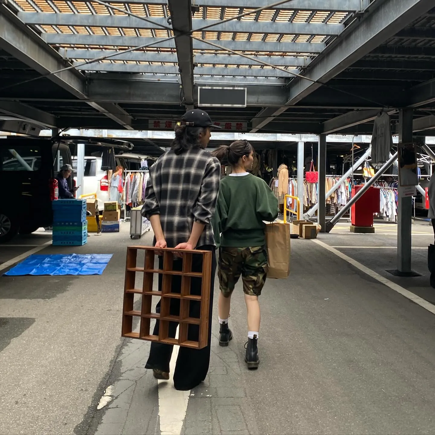 ��涥�Ͼ�ե�ޤ򻶺������ͻ�