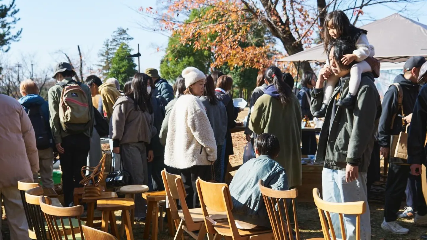 �¸����Ӹ���ǳ��Ť��줿�礭���¤λԡ������Ķ��β��ǥ���ƥ�������������į������ԤǤˤ��臘�����ޡ����åȤ��ͻ�