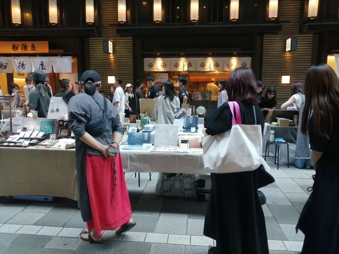 ���ܶ�OLD NEW MARKET����β��ǥ���եȺ��ʤΥ֡�����Ϥߡ��������ޤ줿�̤��¿�������Ԥ���ä�����ޡ����å�����