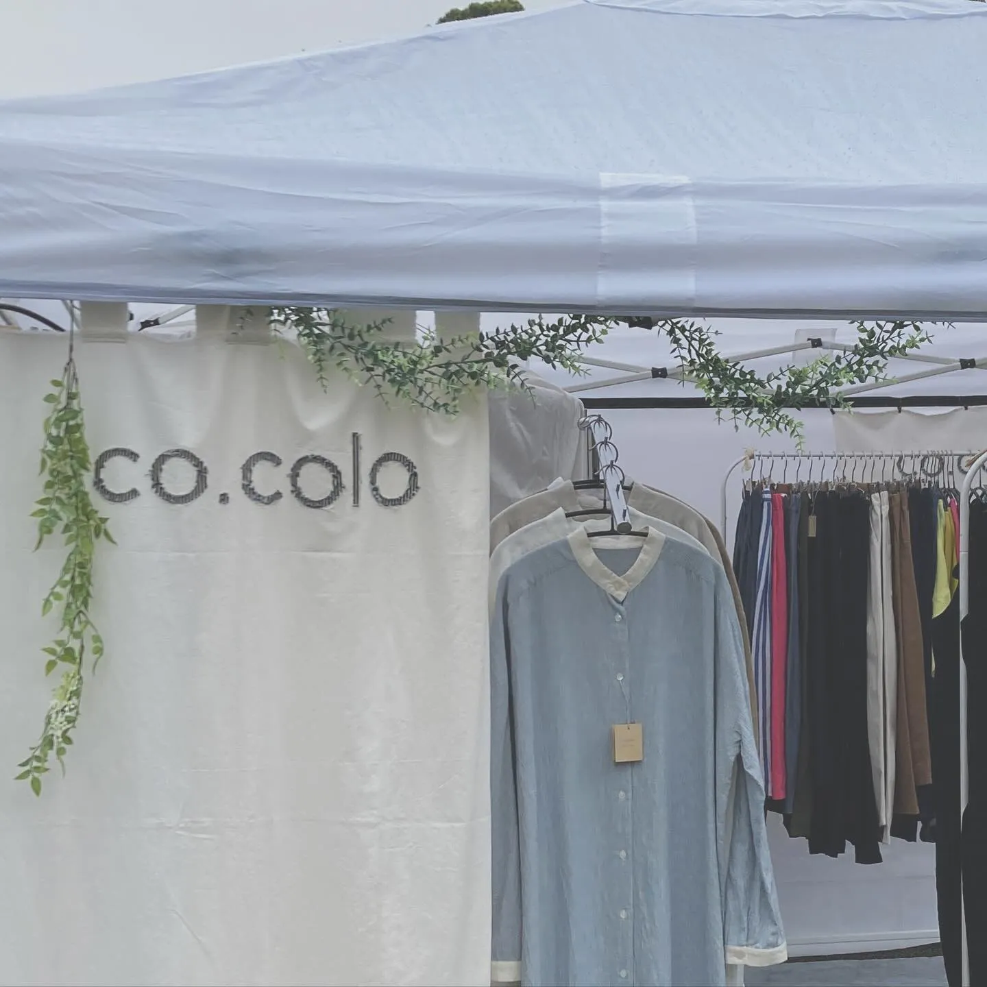 �������¤λԤν�Ź�ƥ�Ȥ��¤ְ���ȡ��ϥ󥬡��˳ݤ���줿�ʥ�����ʸ����Ÿ�����륢�ѥ��֡���������