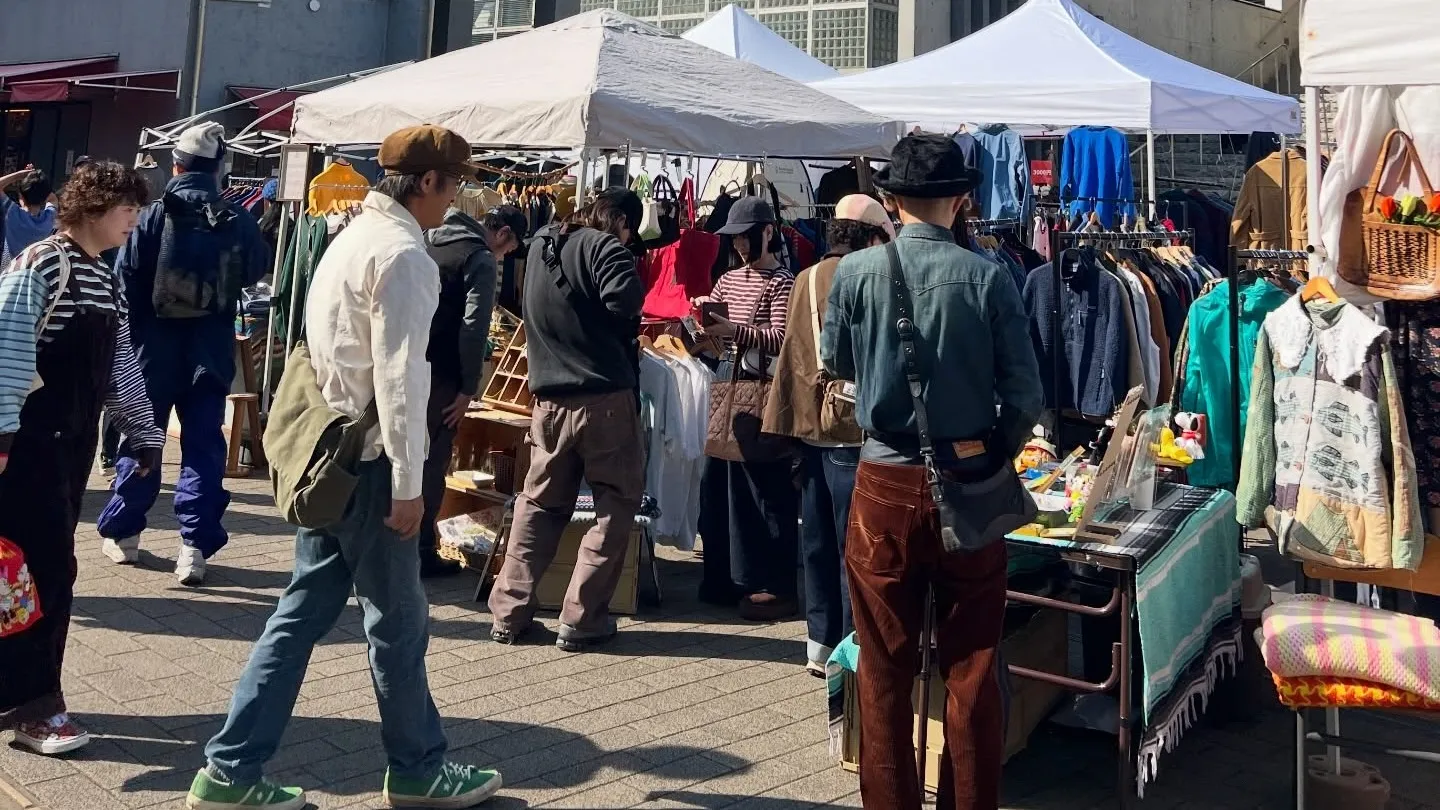 ��븩�Ĥ��лԥȥʥꥨ�Ĥ��Х���������������ǳ��Ť��줿�Ĥ����¤λԤ��ͻҡ��ƥ�Ȥ��¤ӥ���ƥ��������ߤ䥯��եȤ�õ�����Ԥ����臘�ޡ����å�����