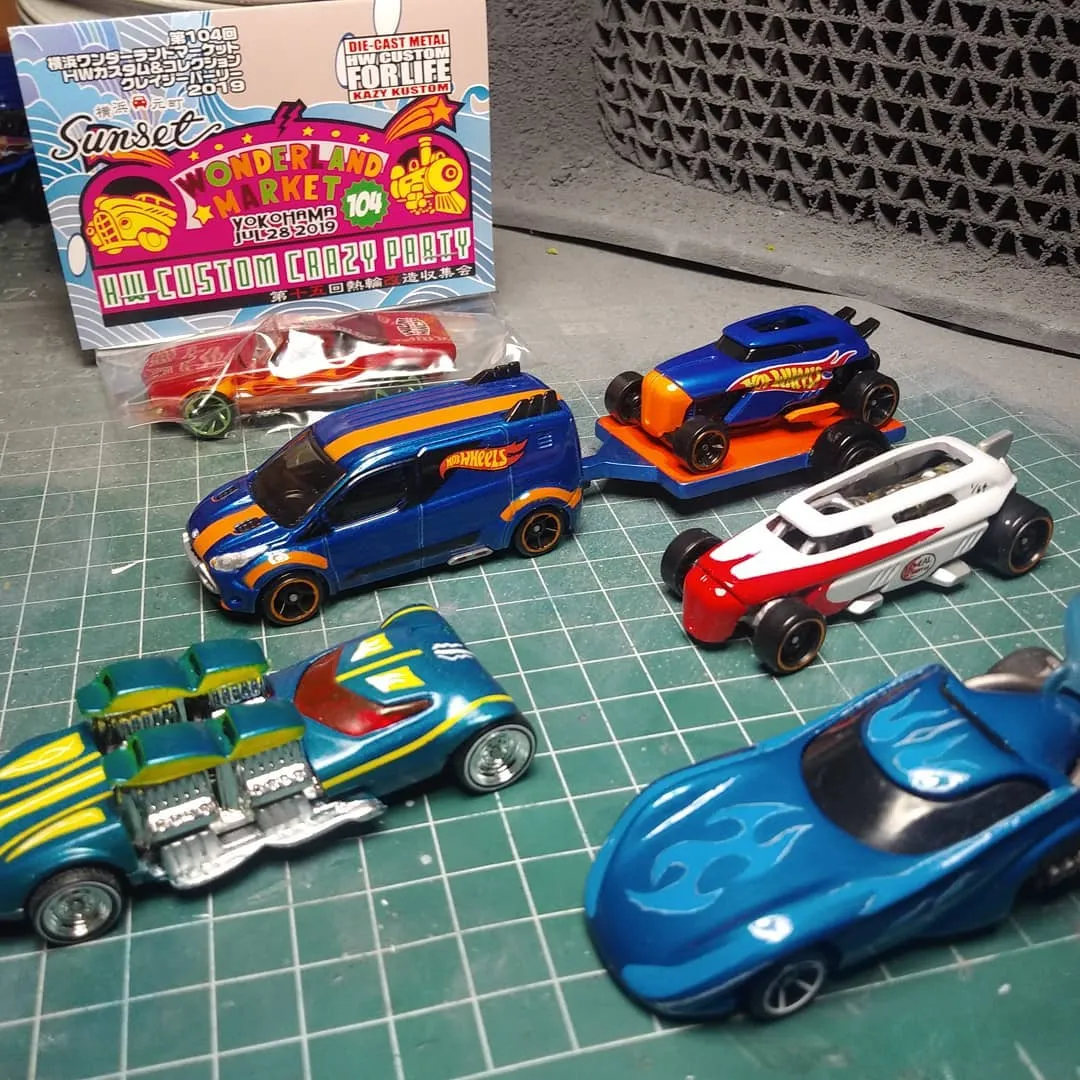 ���ͻ��ǥۡ���ǳ��Ť������������ɡ��ޡ����åȤ˴�Ϣ���륫������ߥ˥���Ÿ���ȡ����٥�ȥ����ɡ�WONDERLAND MARKET YOKOHAMA�פΥǥ����ץ쥤����