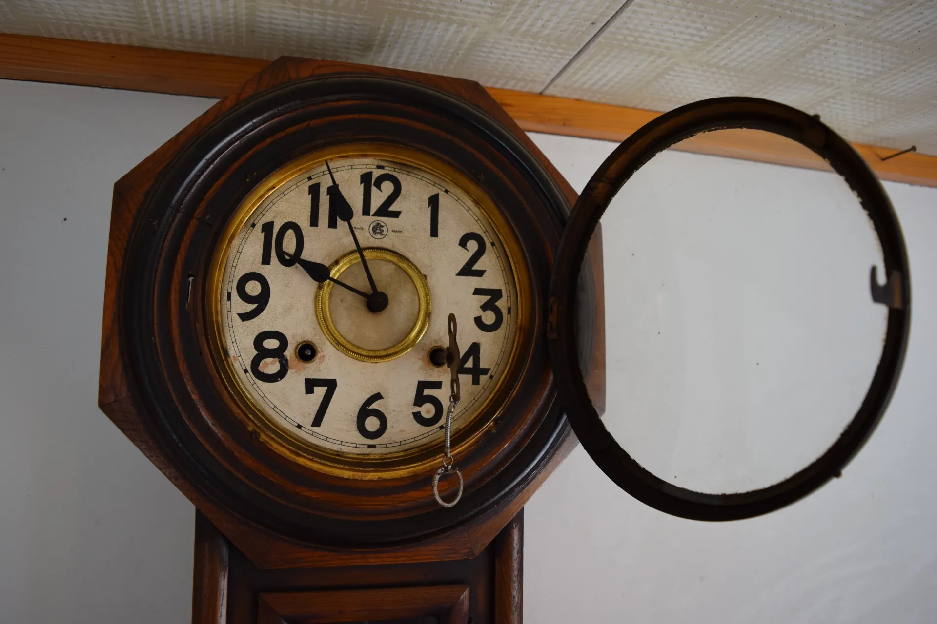 ��򳫤����Ť�����һ��פ�ʸ����